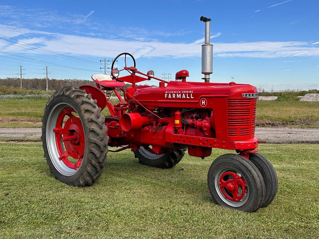 Image of Farmall H Primary image