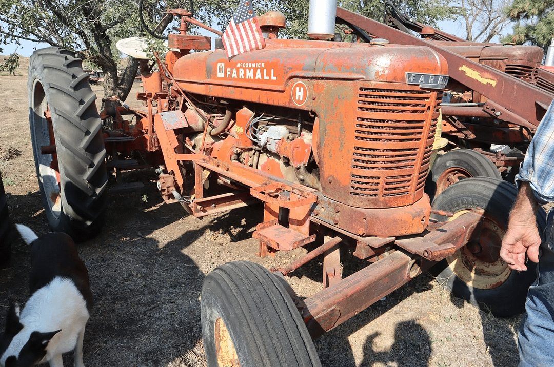 Image of Farmall H Primary Image