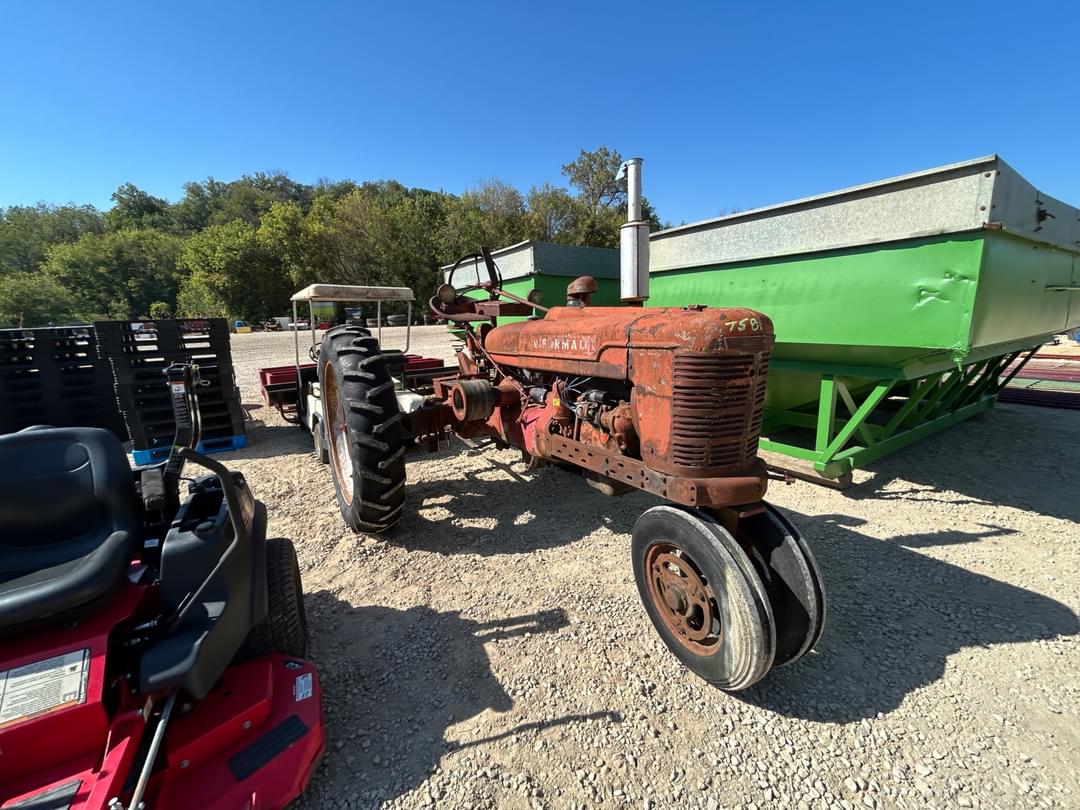 Image of Farmall H Primary image