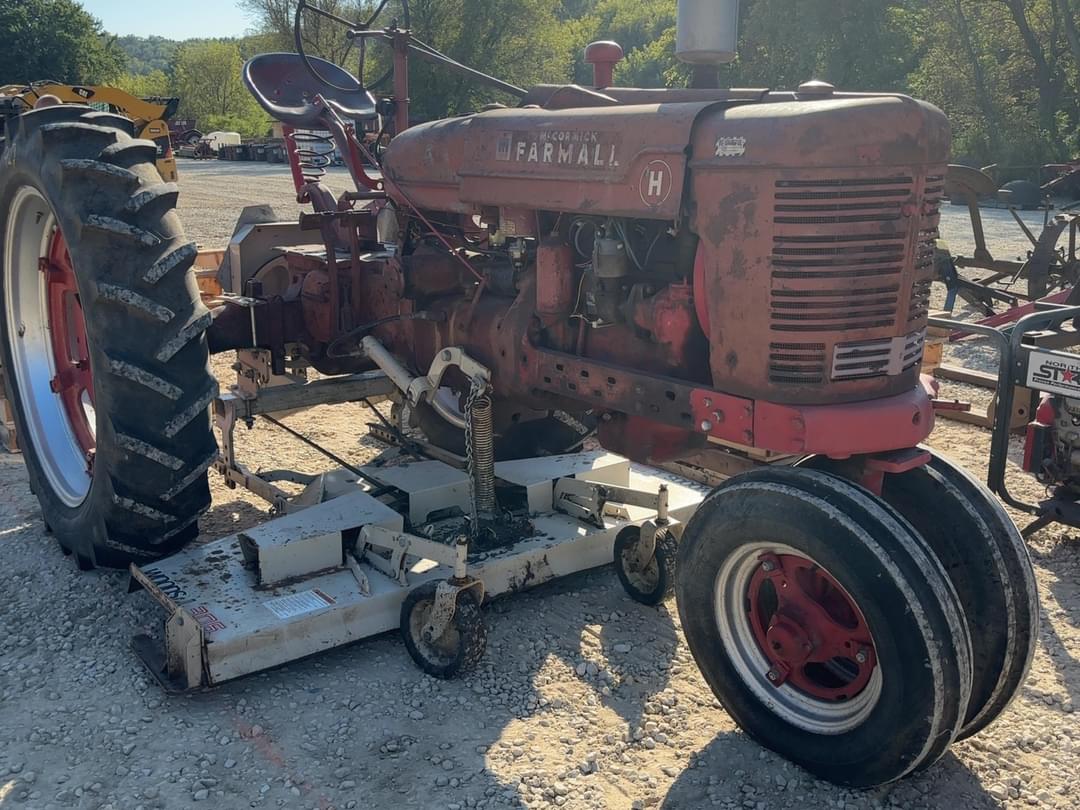 Image of Farmall H Primary image