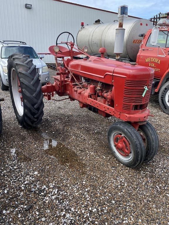 Image of Farmall H Primary image