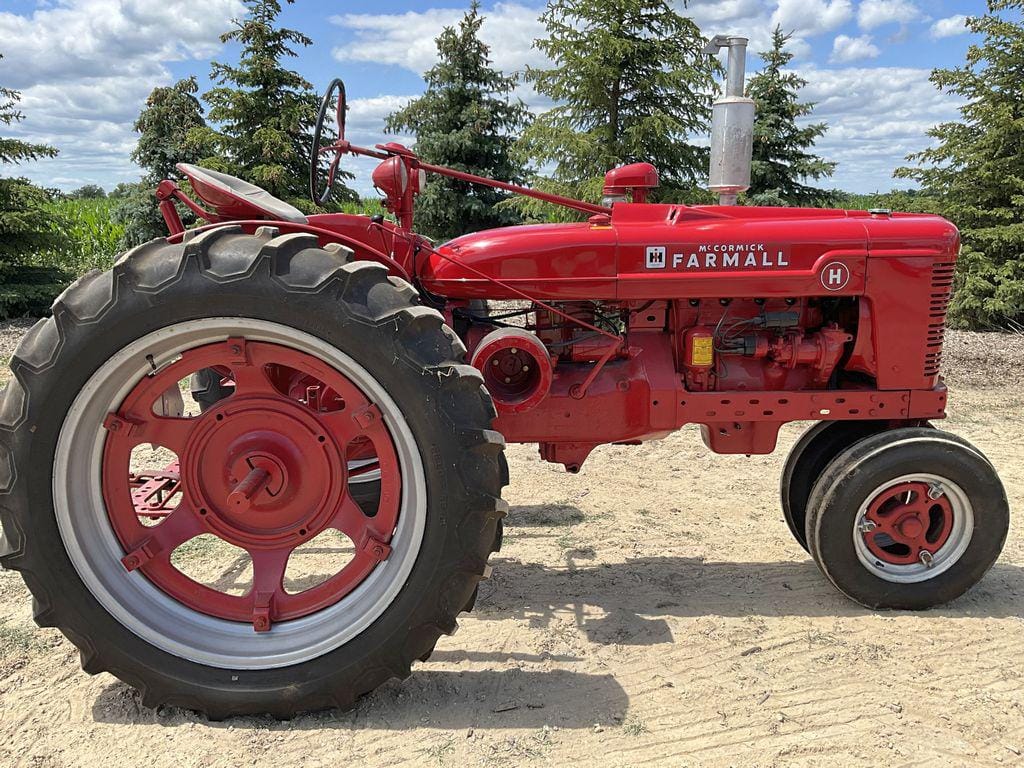 Main image Farmall H