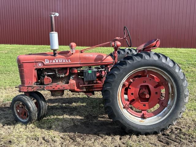 Image of Farmall H equipment image 2