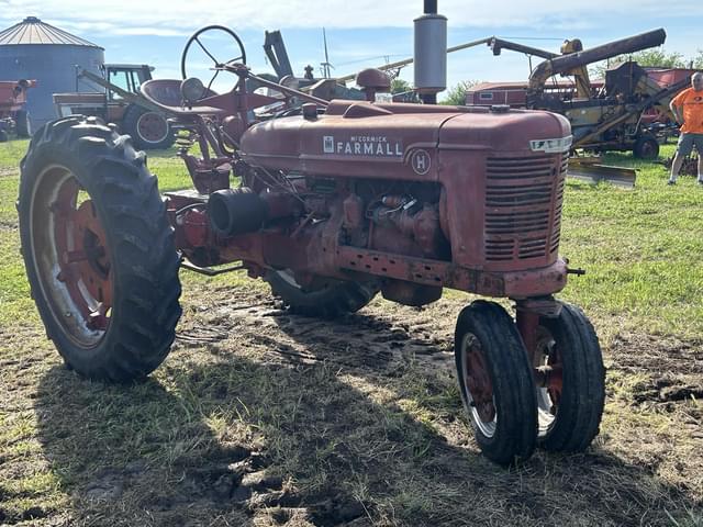 Image of Farmall H equipment image 4