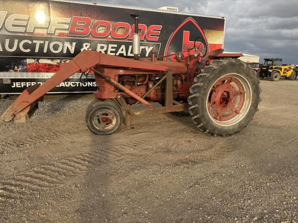 Image of Farmall H Primary image