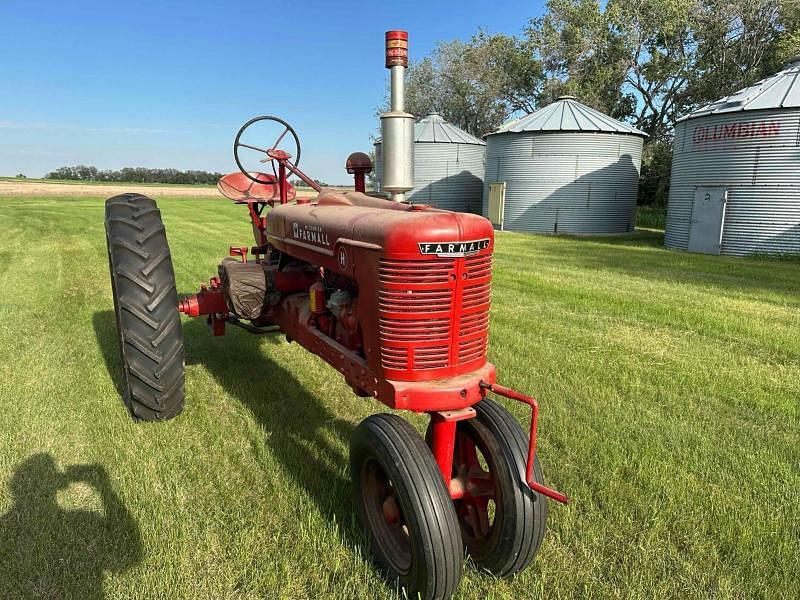 Image of Farmall H Primary image