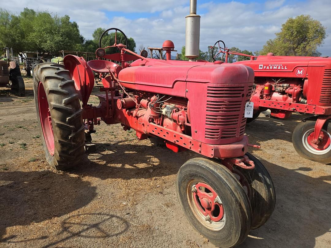 Image of Farmall H Primary image