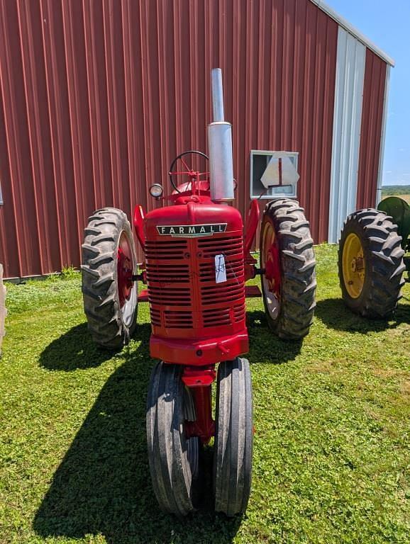 Image of Farmall H equipment image 2