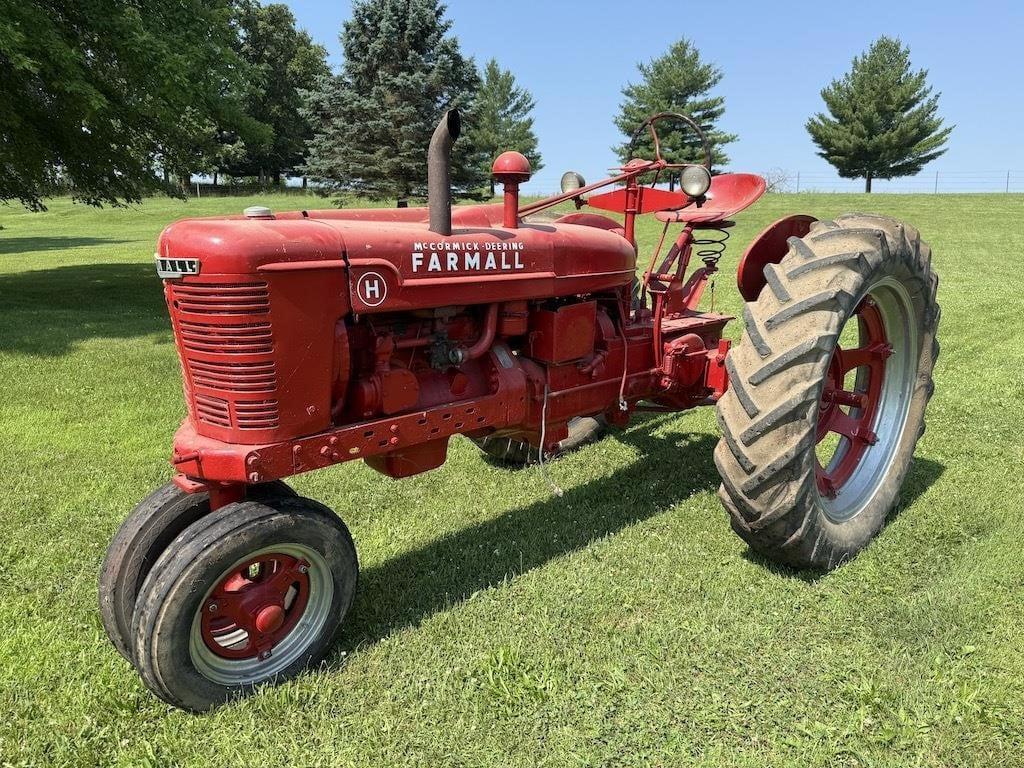 Image of Farmall H Primary image