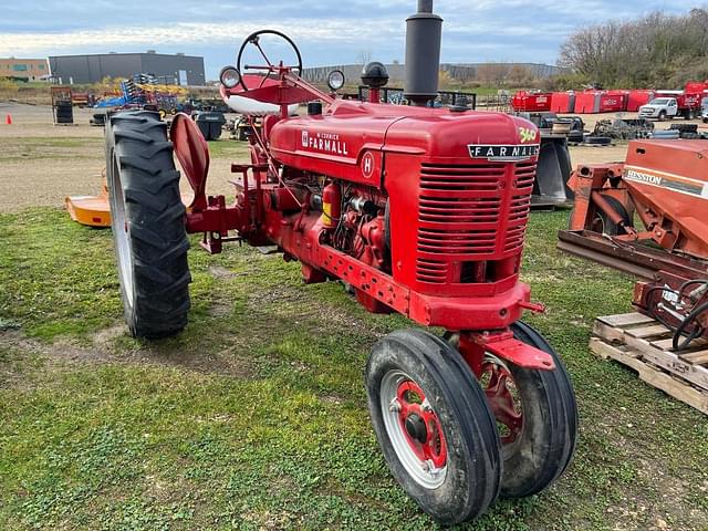 Image of Farmall H equipment image 1