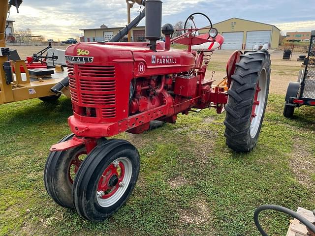 Image of Farmall H equipment image 3