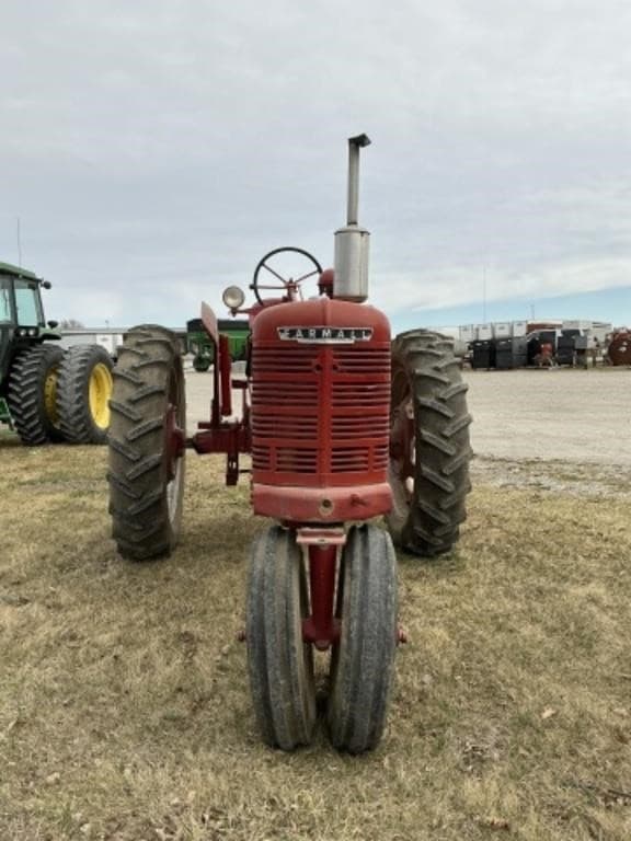 Image of Farmall H equipment image 3