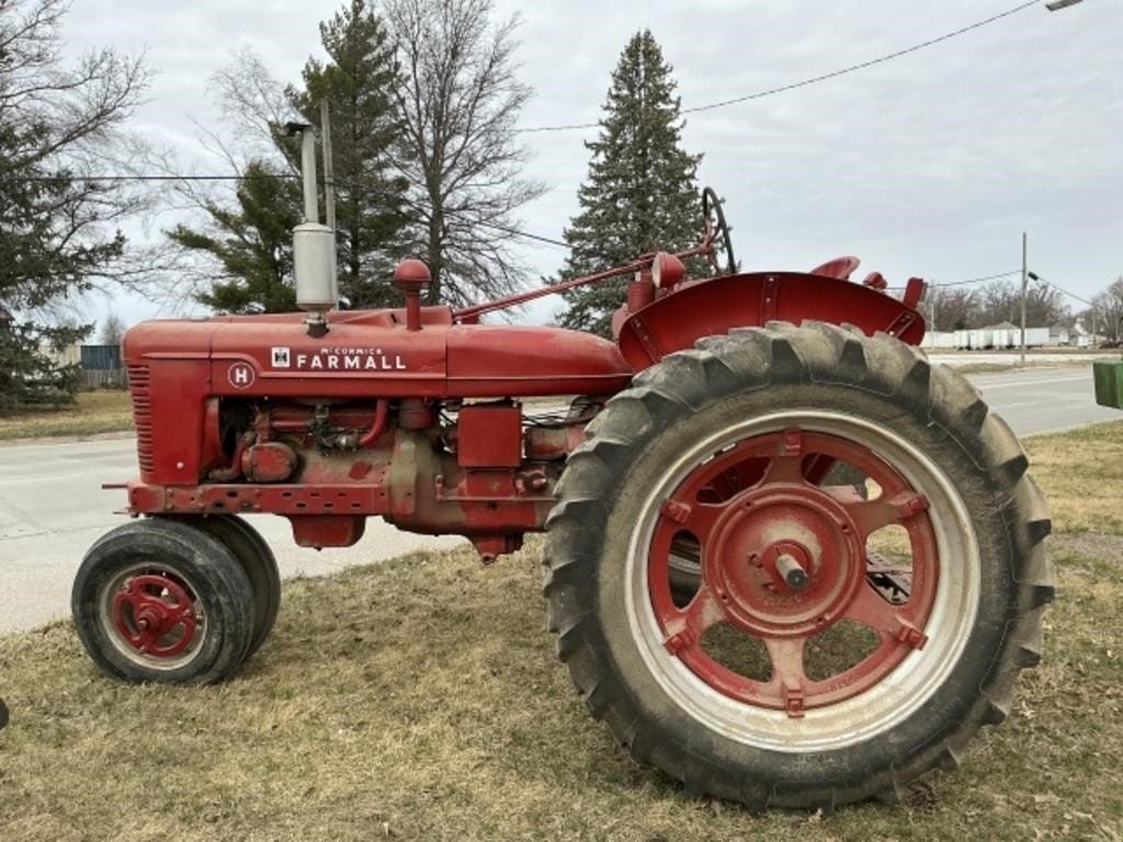 Farmall H Equipment Image0