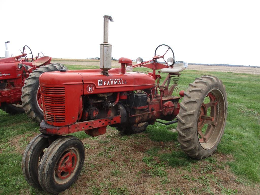 Main image Farmall H