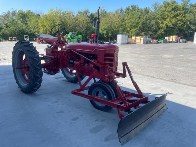 Image of Farmall H equipment image 1