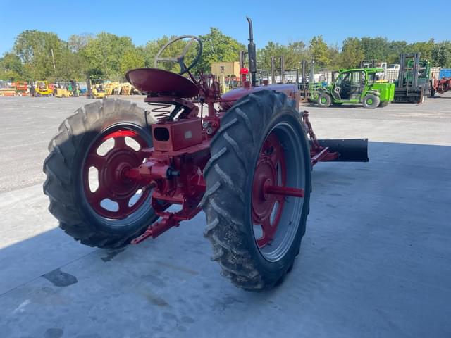 Image of Farmall H equipment image 2