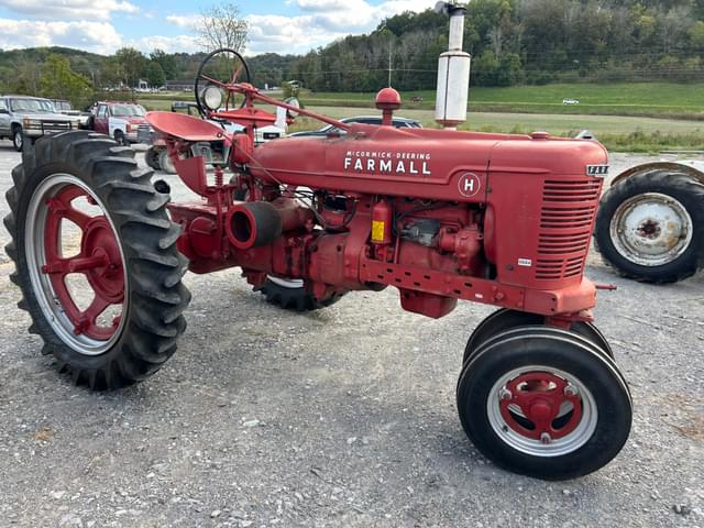 Image of Farmall H equipment image 2