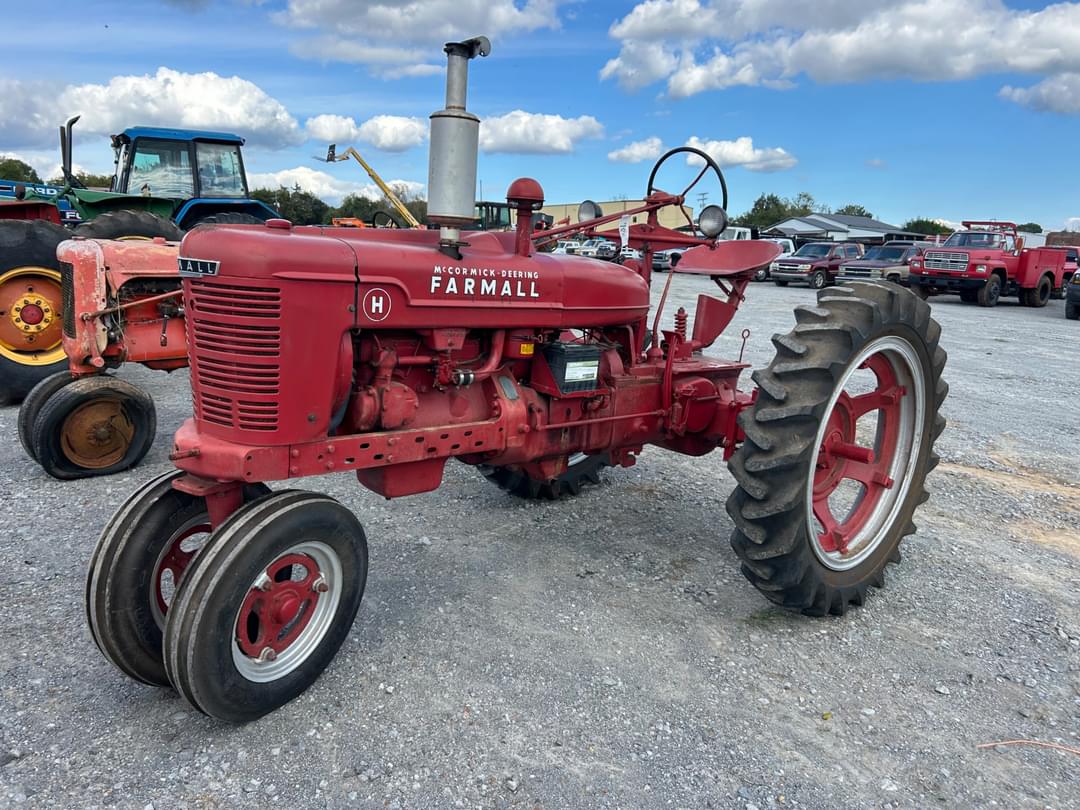 Image of Farmall H Primary image
