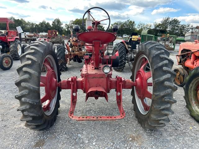 Image of Farmall H equipment image 4