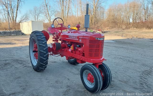 Image of Farmall H equipment image 3