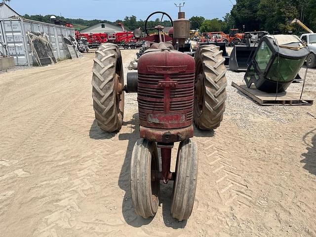 Image of Farmall H equipment image 1