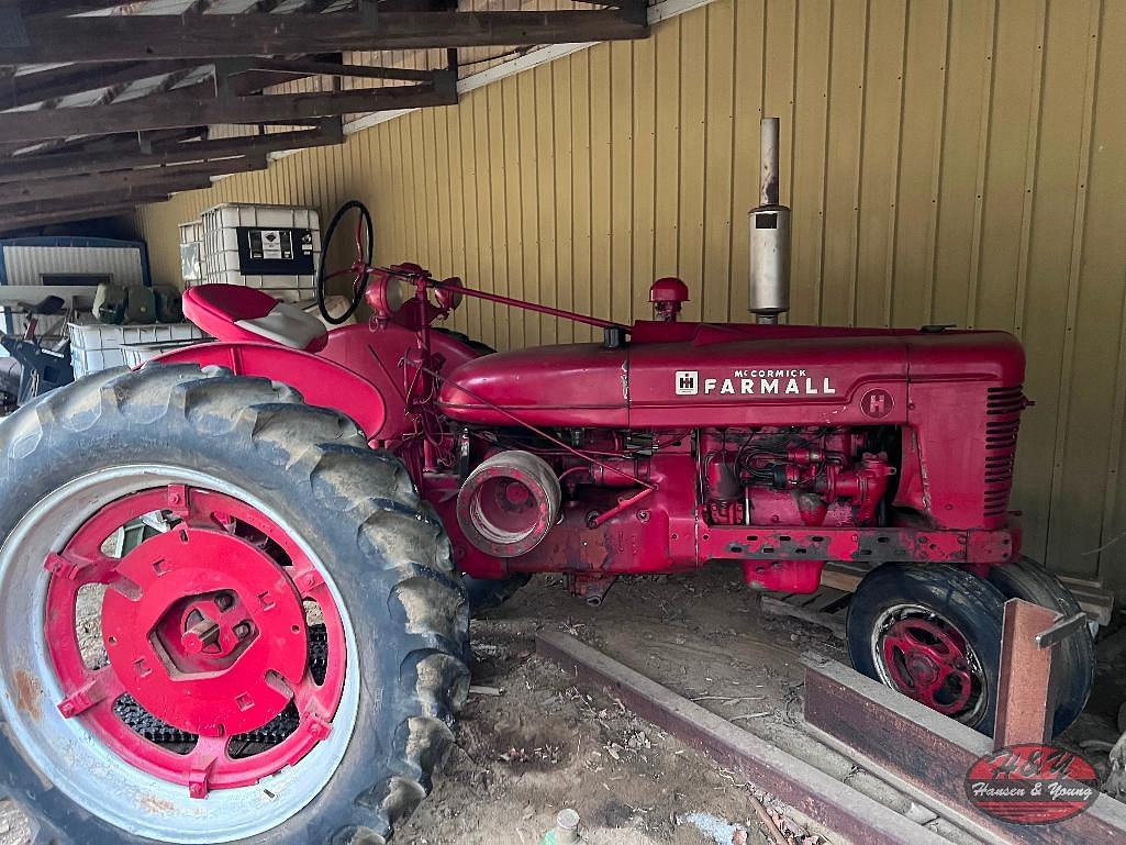 Image of Farmall H Primary image