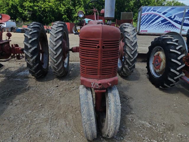 Image of Farmall H equipment image 1