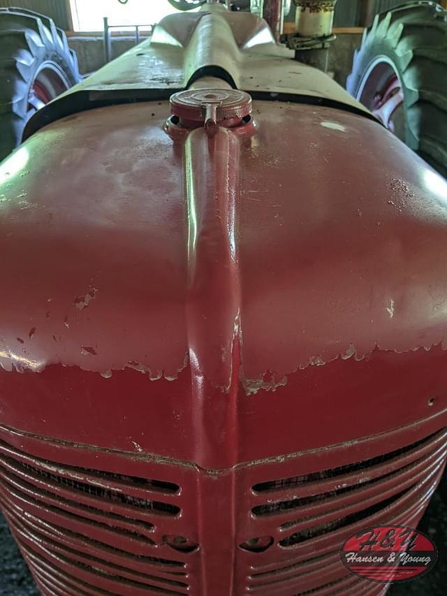 Image of Farmall H equipment image 4
