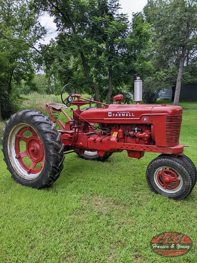 Image of Farmall H equipment image 2