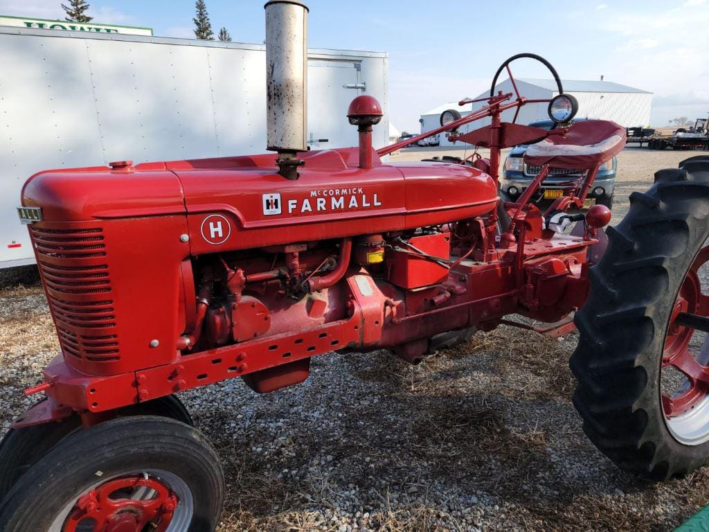 Main image Farmall H