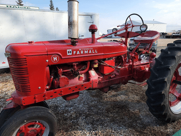 Main image Farmall H