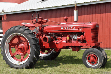 Main image Farmall H