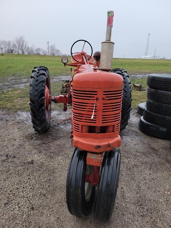 Image of Farmall H equipment image 1