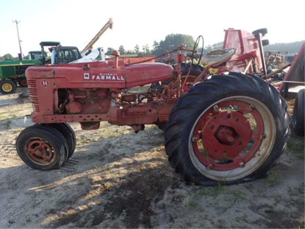 Main image Farmall H