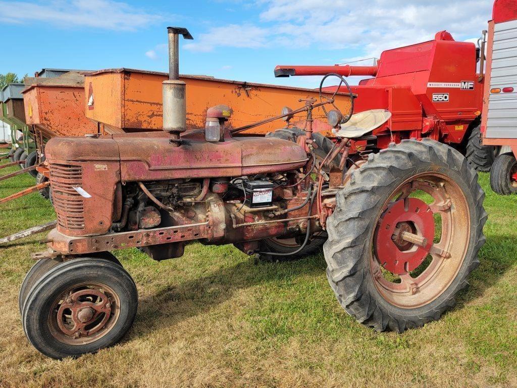 Image of Farmall H Primary image