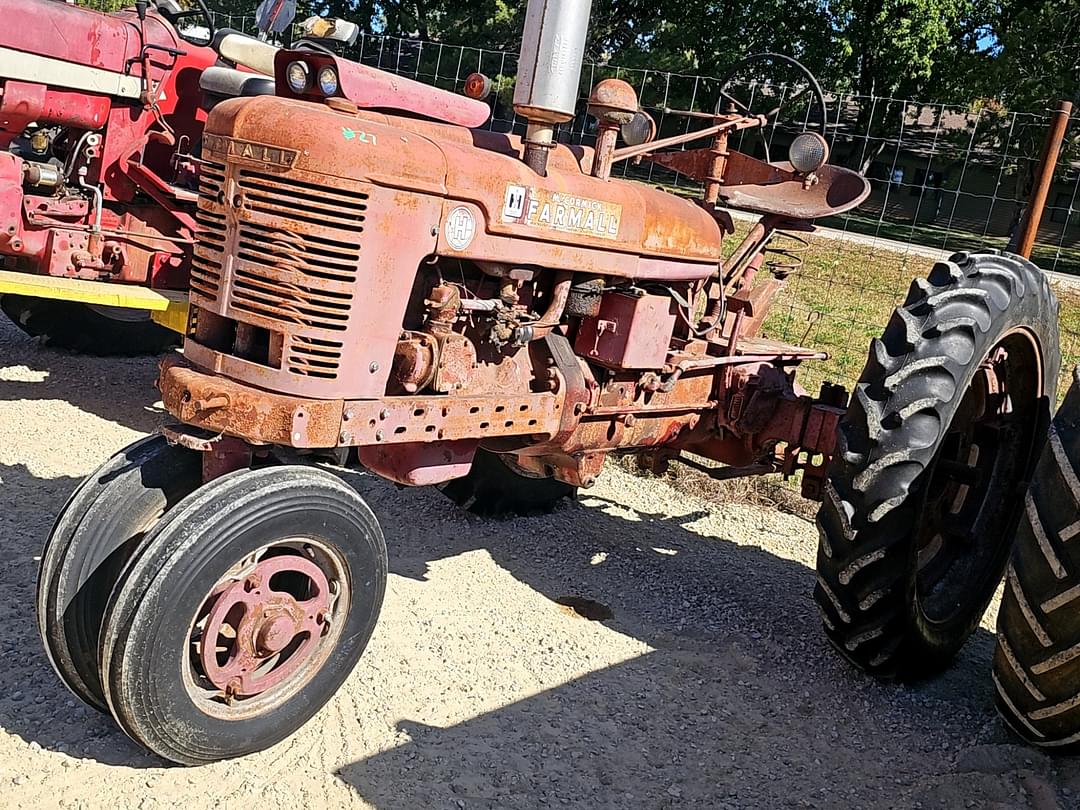 Image of Farmall H Primary image