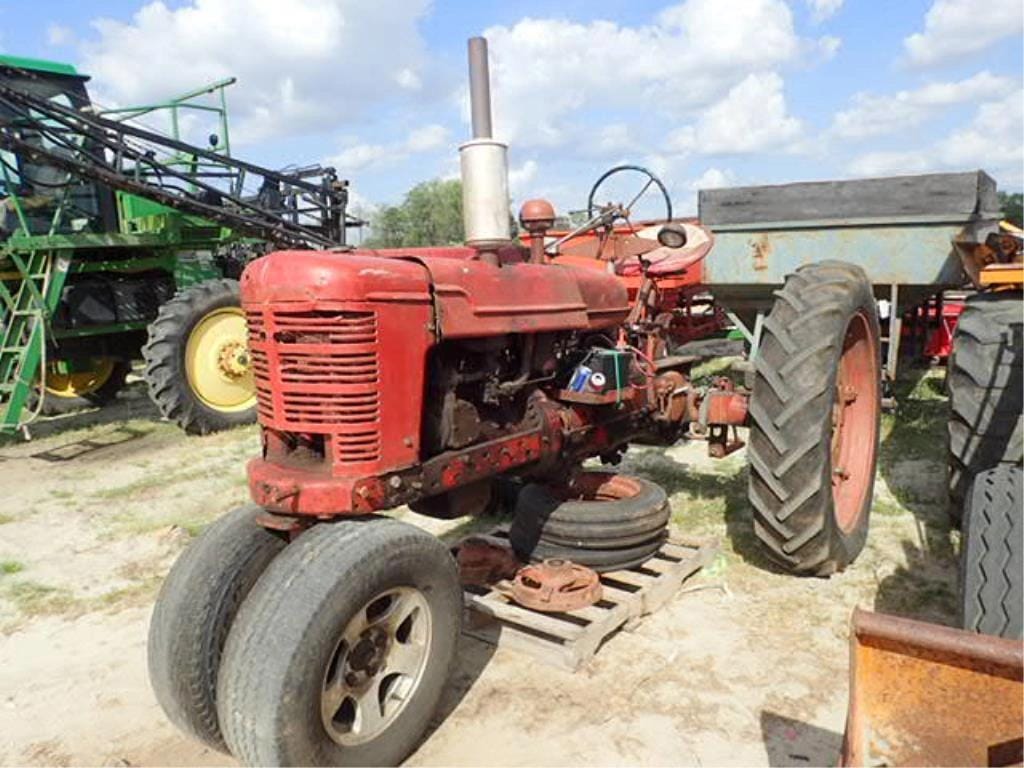Farmall H Equipment Image0
