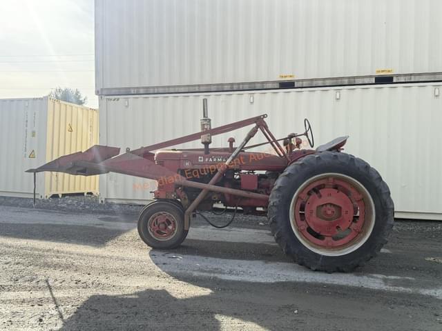 Image of Farmall H equipment image 2