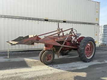 Main image Farmall H