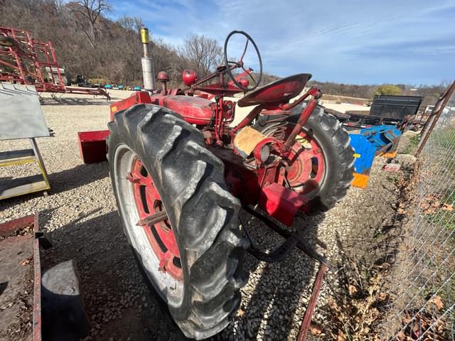 Image of Farmall H equipment image 4