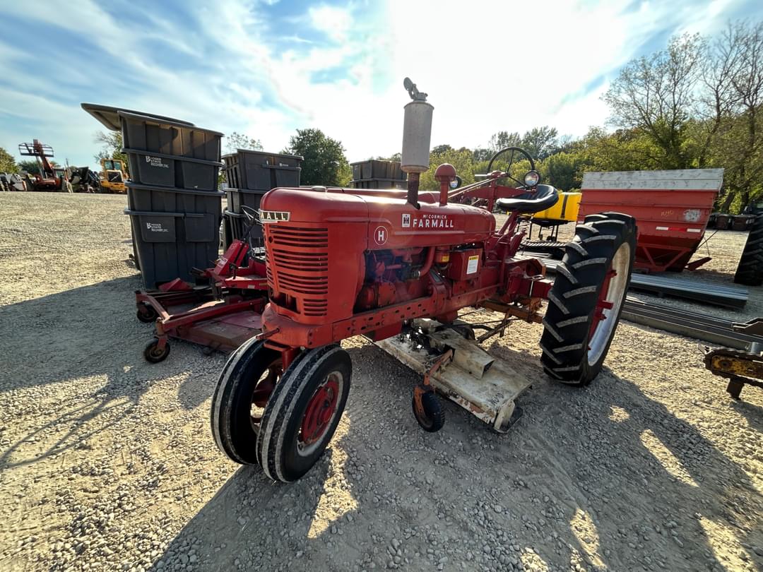 Image of Farmall H Primary image
