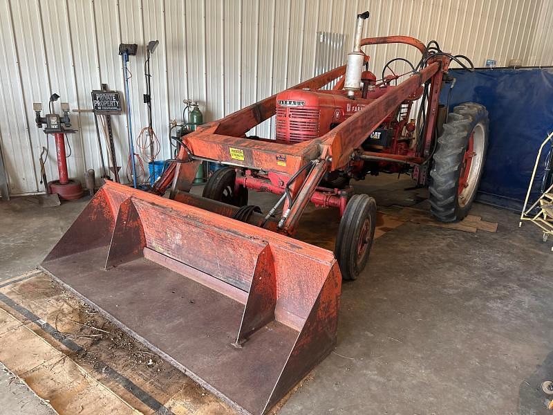 Image of Farmall H Primary image