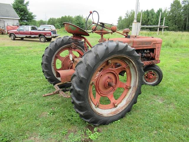 Image of Farmall H equipment image 4