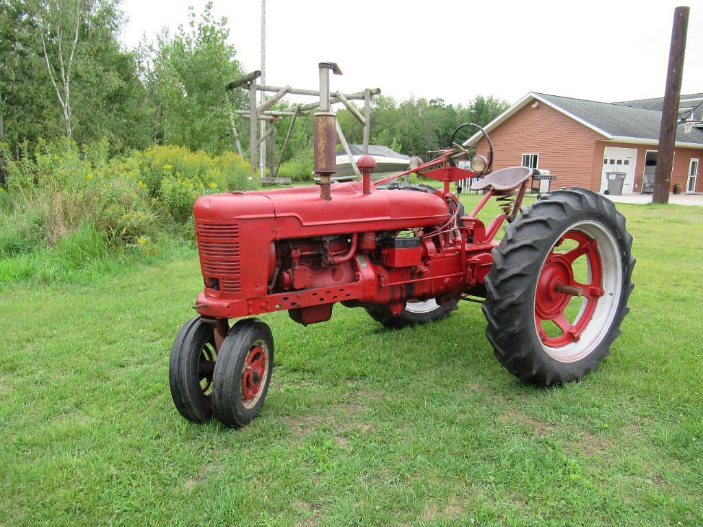 Image of Farmall H Primary image