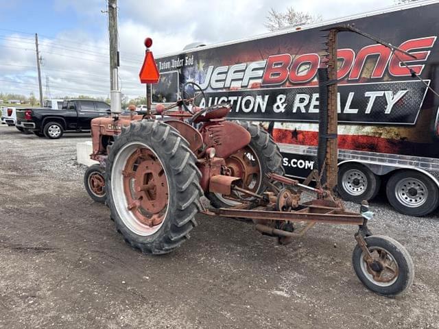Image of Farmall H equipment image 1