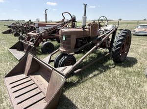 Farmall H Image