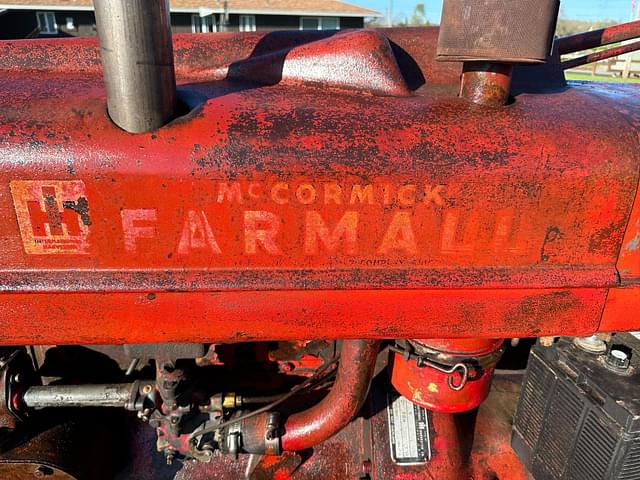 Image of Farmall H equipment image 4