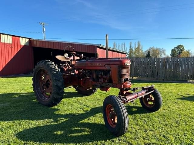 Image of Farmall H equipment image 1