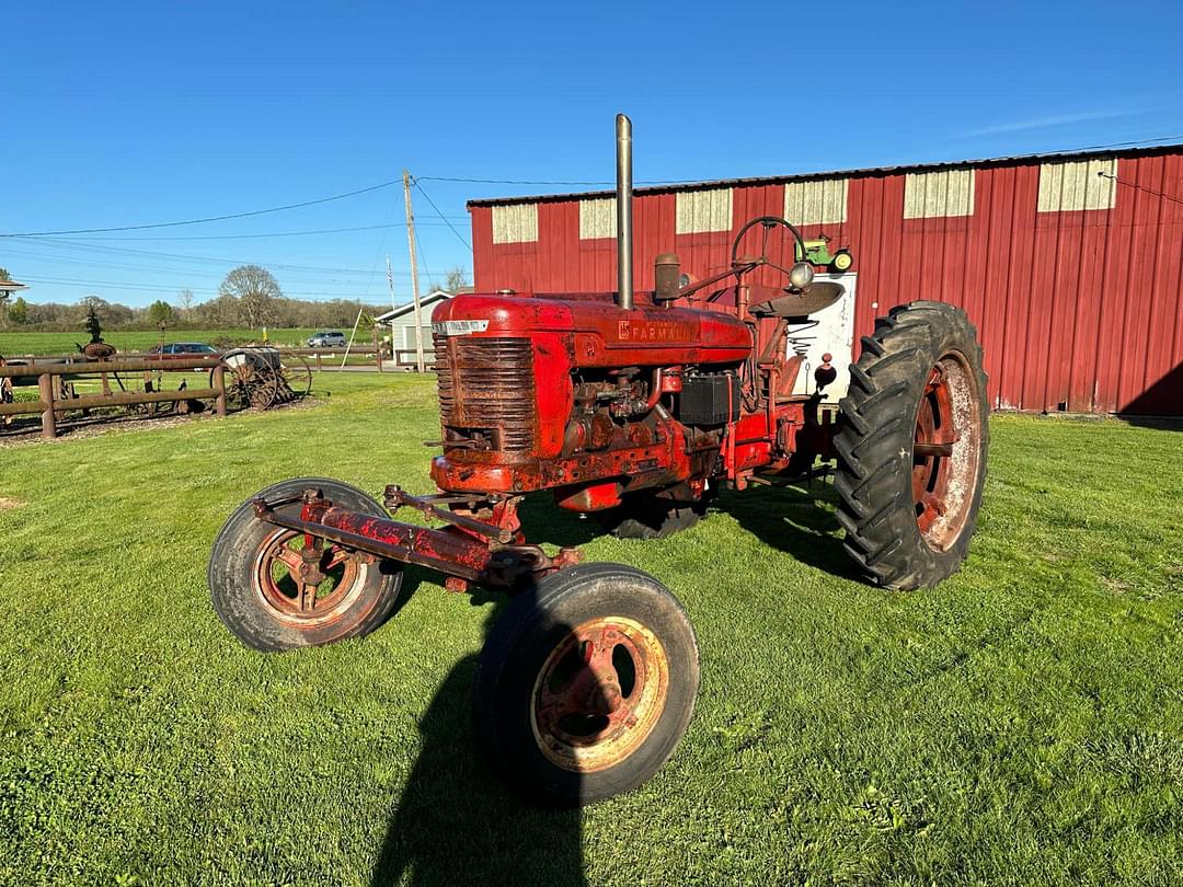Image of Farmall H Primary image