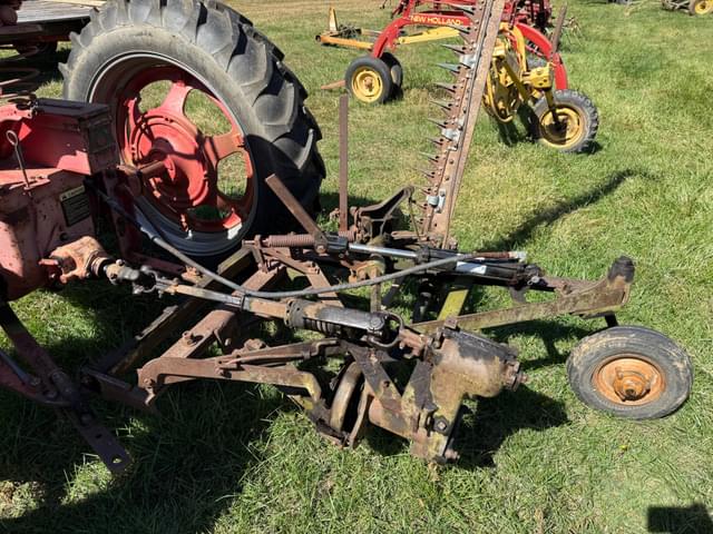 Image of Farmall H equipment image 4